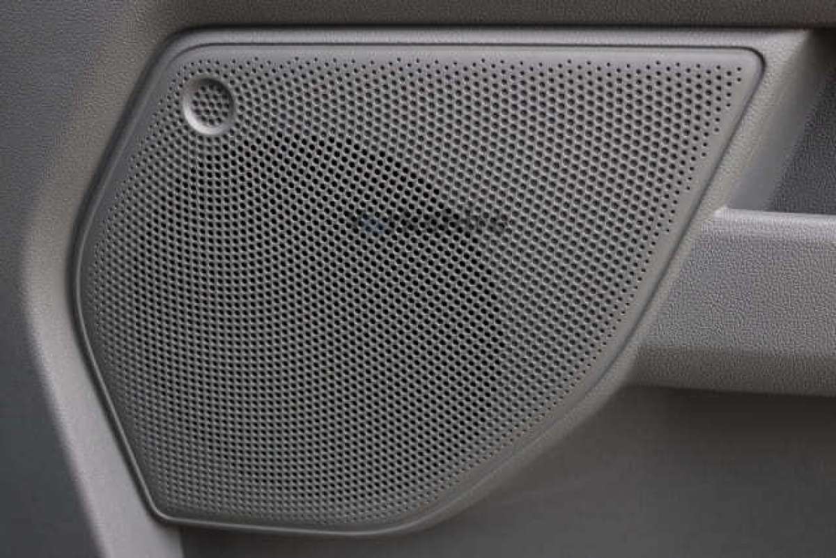 This is the Transit Custom 320 L1H1 232PS PHEV Sport Van vehicle.